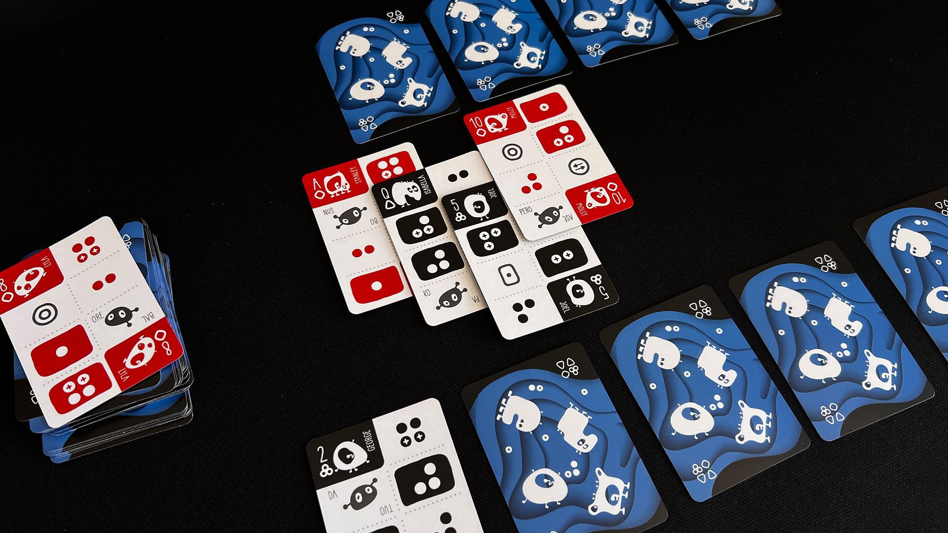 Card-Games-FEED-THE-DOODLES-BLUE-info-box-2